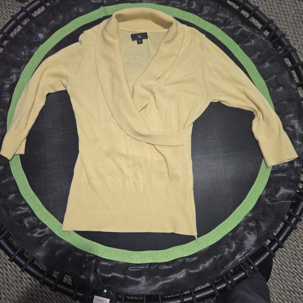 Iz Byer Light Yellow Shawl-Collar Pullover